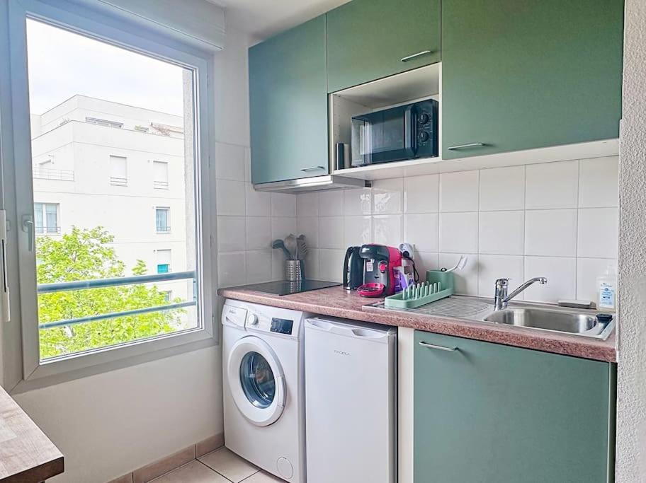 Charmant T2 Terrasse, Garage Villeurbanne Bagian luar foto